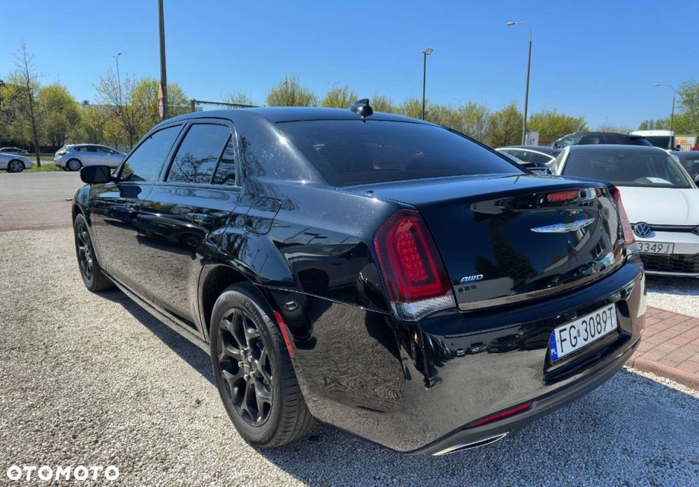 Chrysler 300s - 7