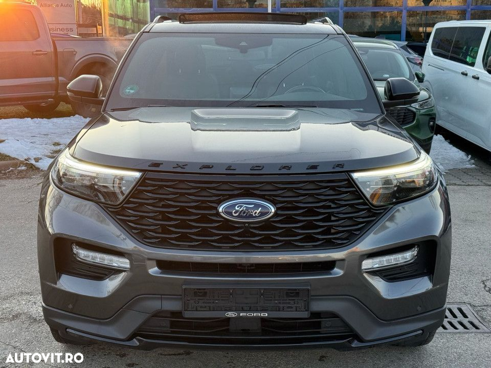 Ford Explorer - 4