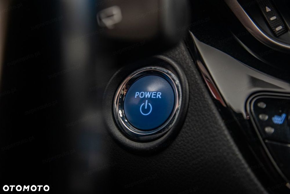 Toyota C-HR - 21