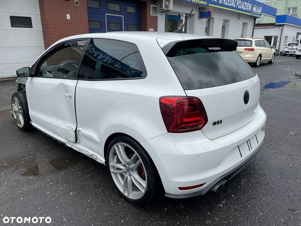 Volkswagen Polo - 7