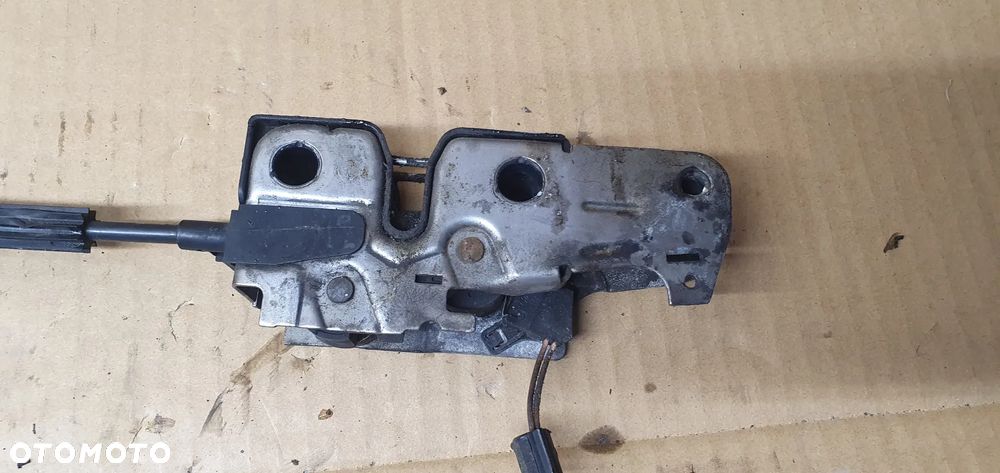 Zamek rygiel maski przód VW Golf VI 6 Plus 5M1823509 - 2