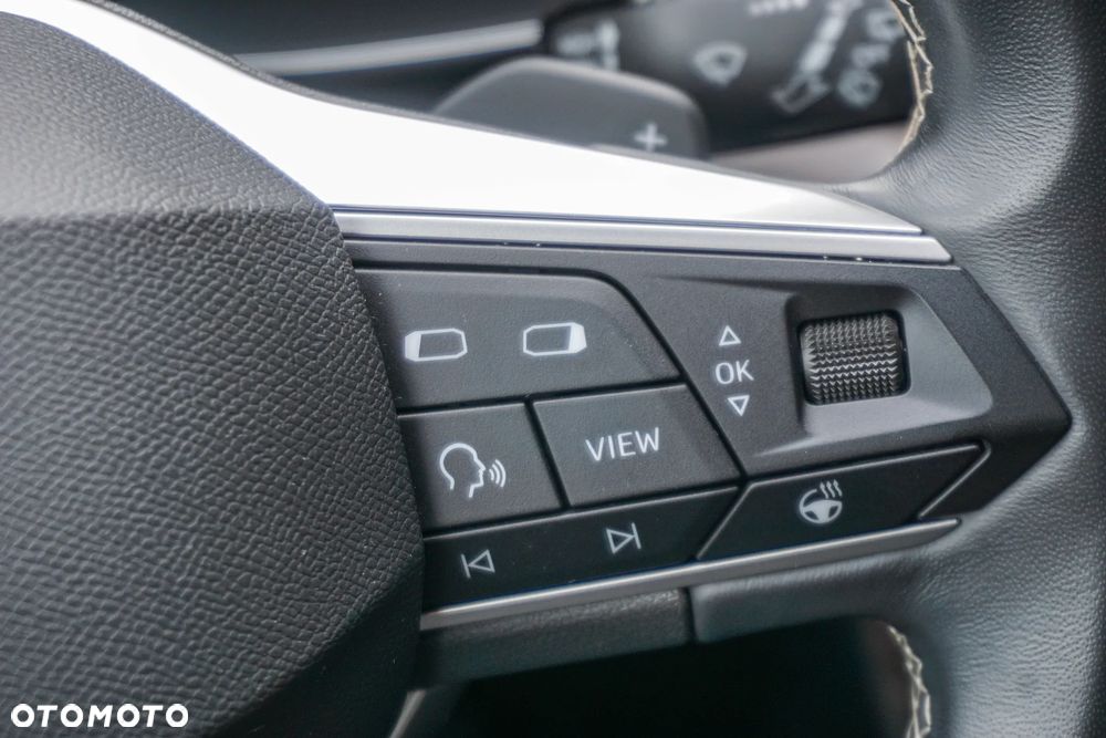 Seat Leon 1.5 eTSI Xcellence DSG - 11
