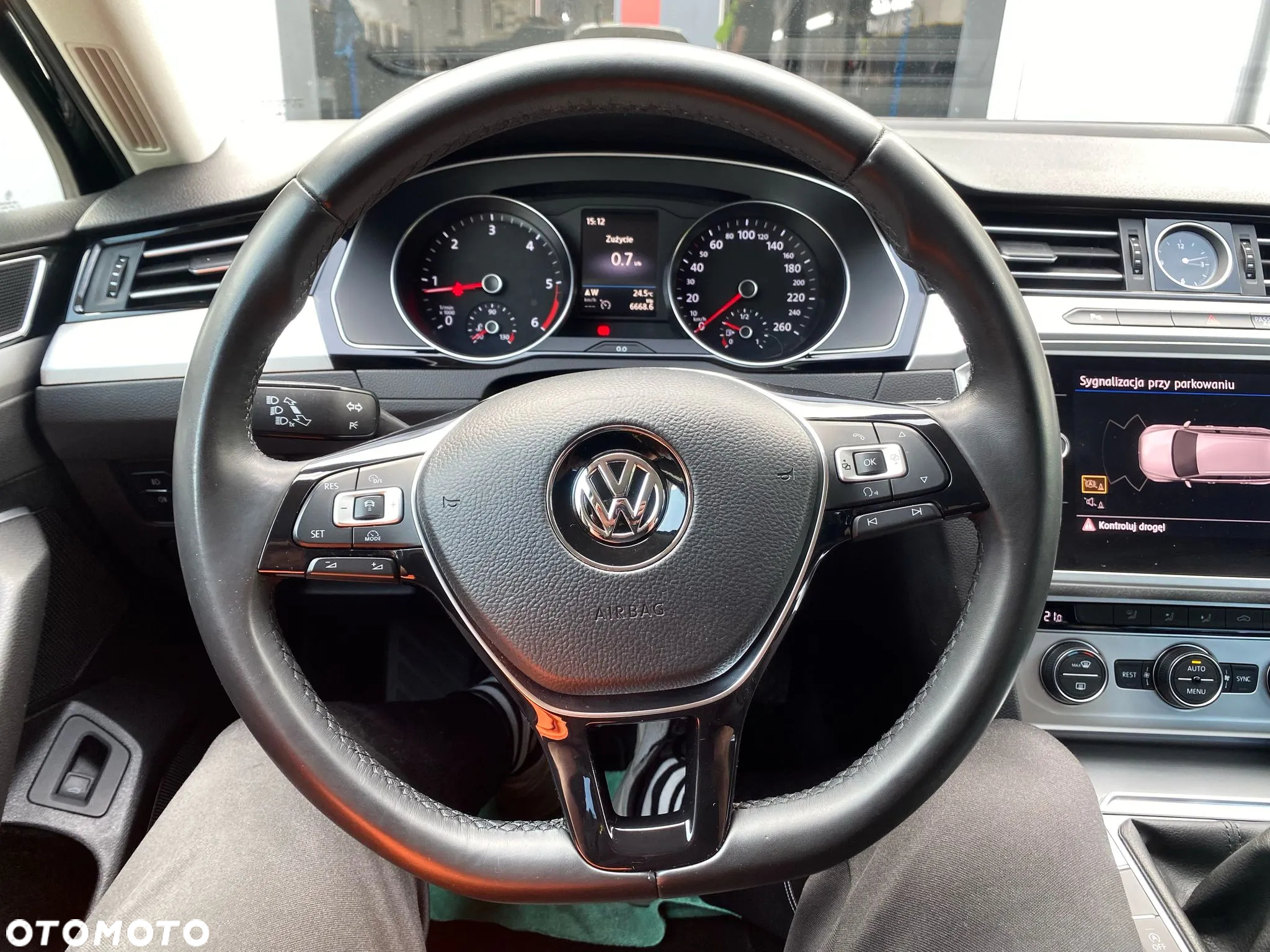 Volkswagen Passat 2.0 TDI BMT Comfortline - 9