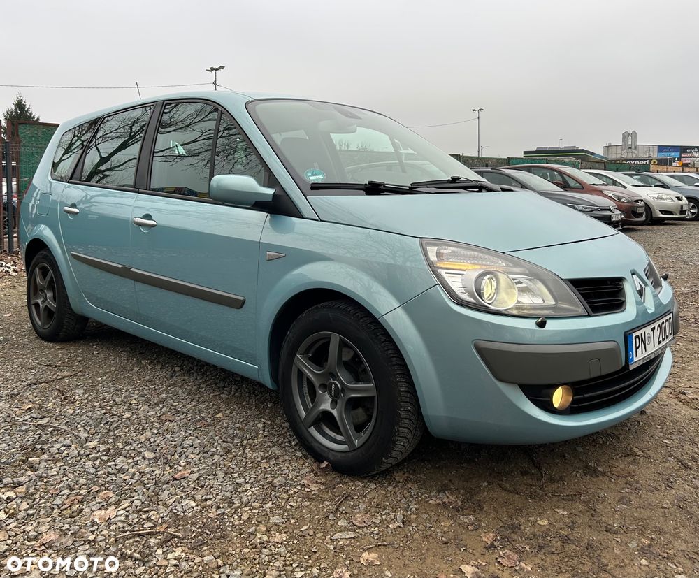 Renault Grand Scenic - 14