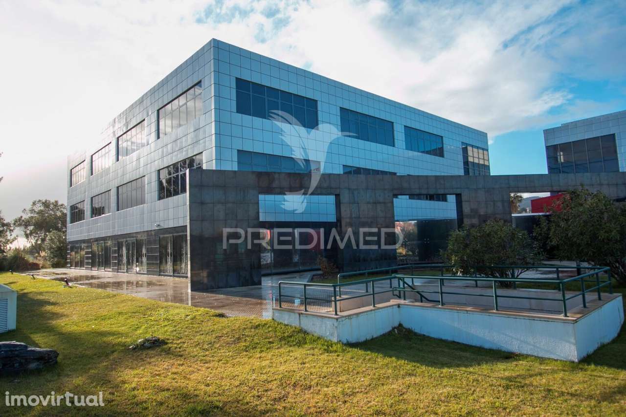 Centro de escritorios na Beloura / Sintra - Grande imagem: 3/25