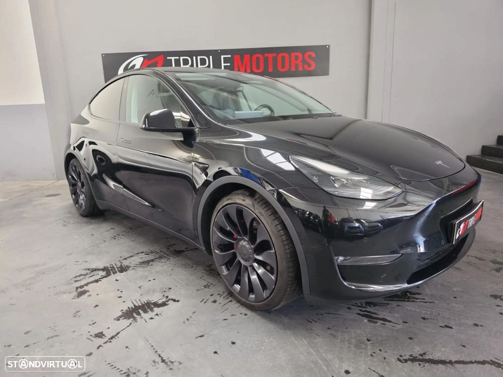 Tesla Model Y Performance Dual Motor AWD - 10