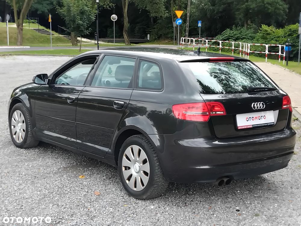 Audi A3 Sportback 1.8 TFSI Attraction - 28