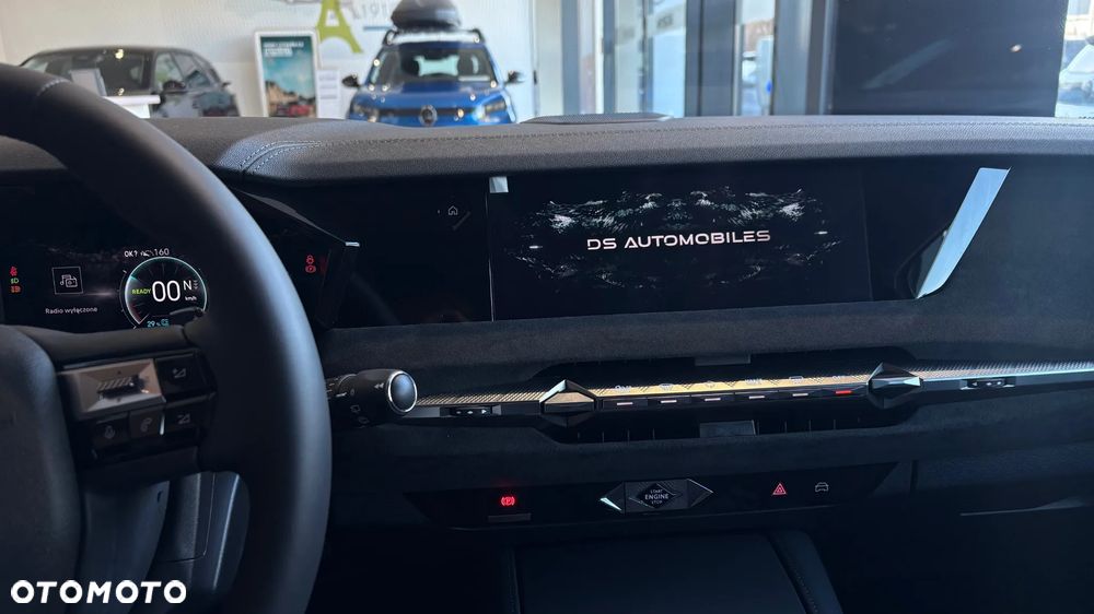 DS Automobiles N°4 E-Tense 58.3kWh Étoile Alcantara - 9