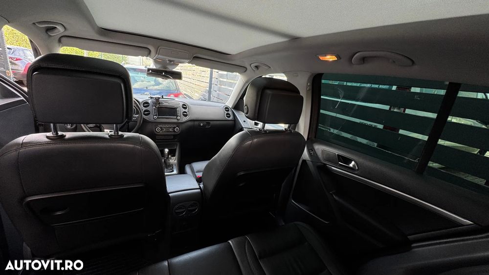Volkswagen Tiguan - 24