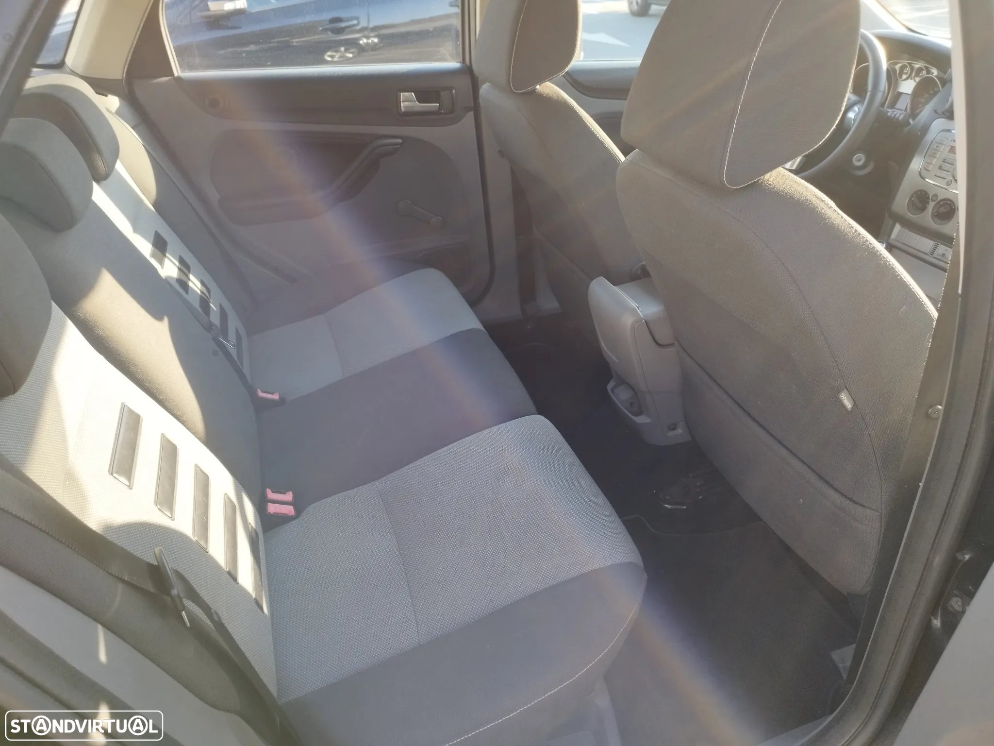 Ford Focus - 9