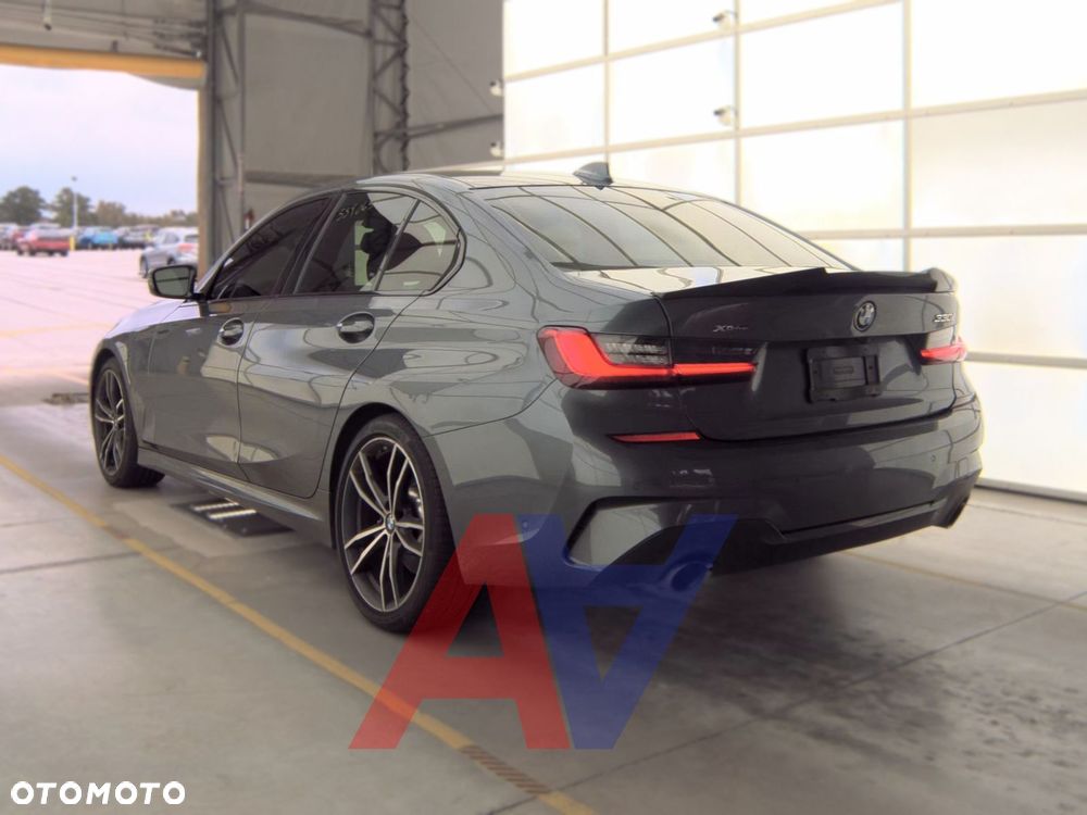 BMW Seria 3 330i xDrive Sport Line - 6