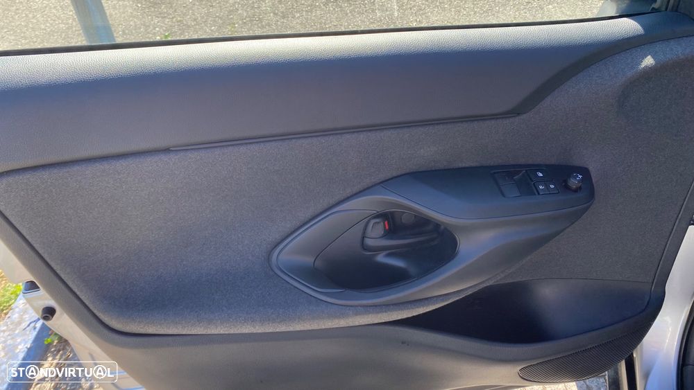 Toyota Yaris Cross 1.5 HDF Comfort - 20