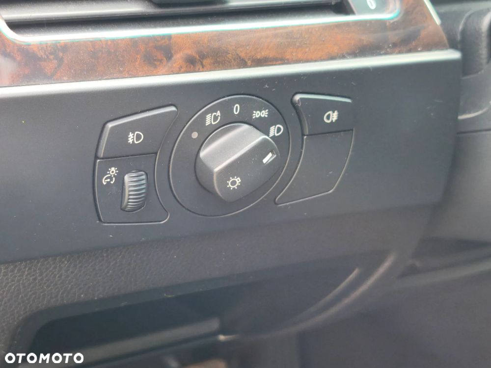 BMW Seria 5 - 18