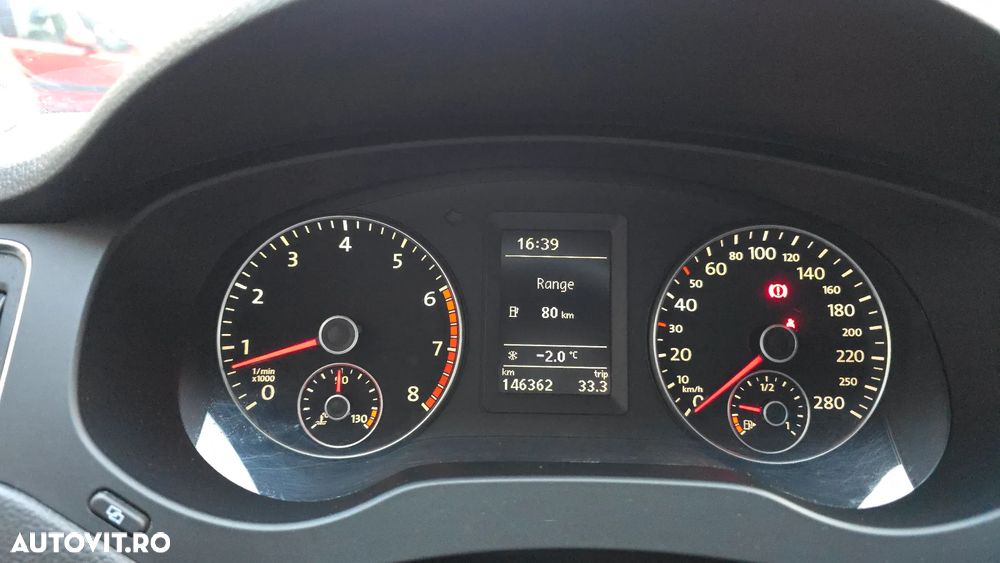 Volkswagen Jetta 1.2 TSI Comfortline - 23