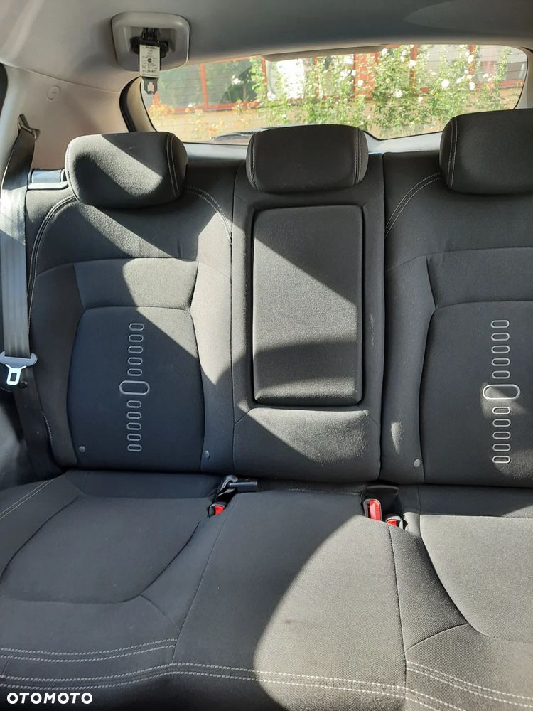 Kia Sportage 1.7 CRDI M 2WD - 11