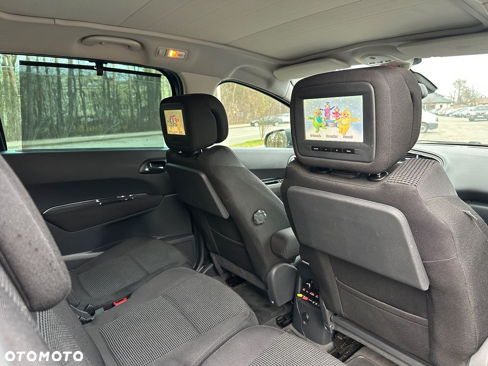 Peugeot 5008 HDI FAP 150 Family Plus - 30