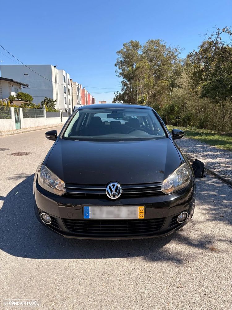VW Golf 2.0 TDi Confortline - 4