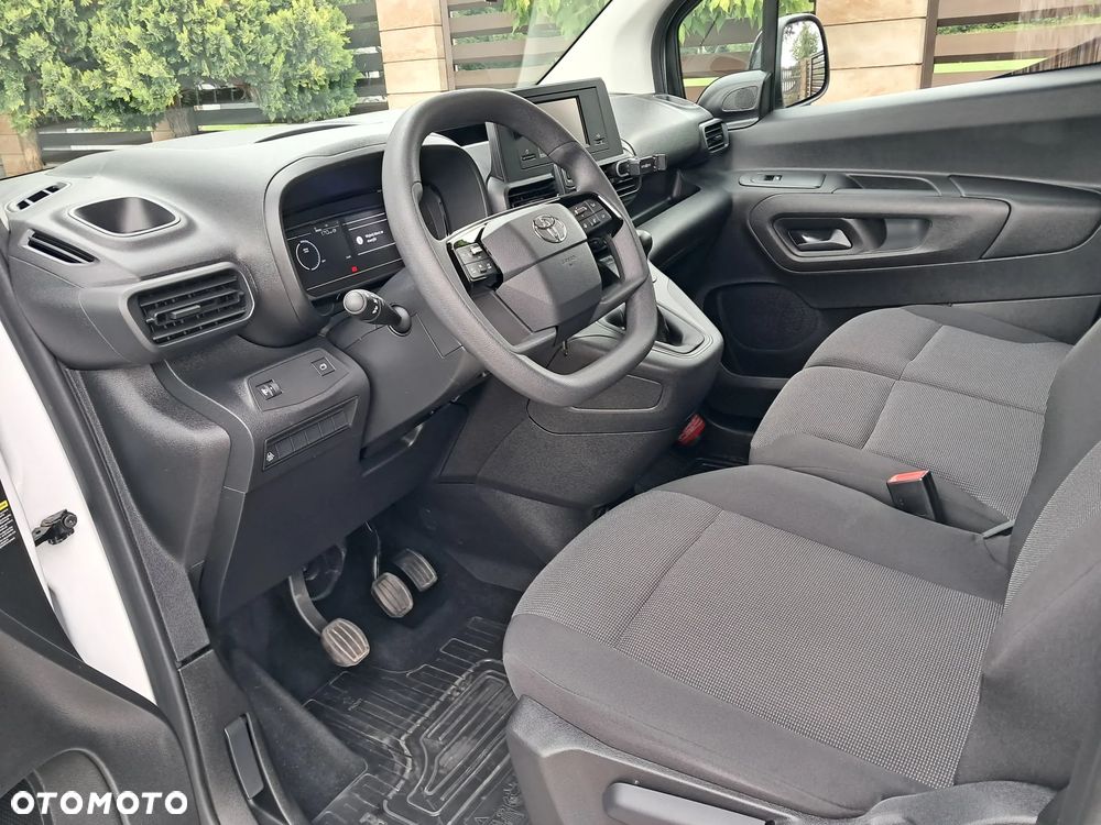 Toyota PROACEcity - 15