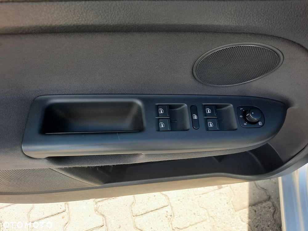 Volkswagen Golf Plus 1.4 Style - 24