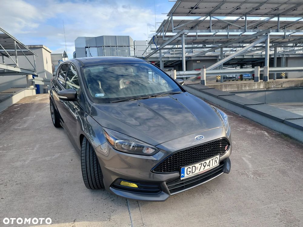 Ford Focus 2.0 EcoBoost ST-2 - 3