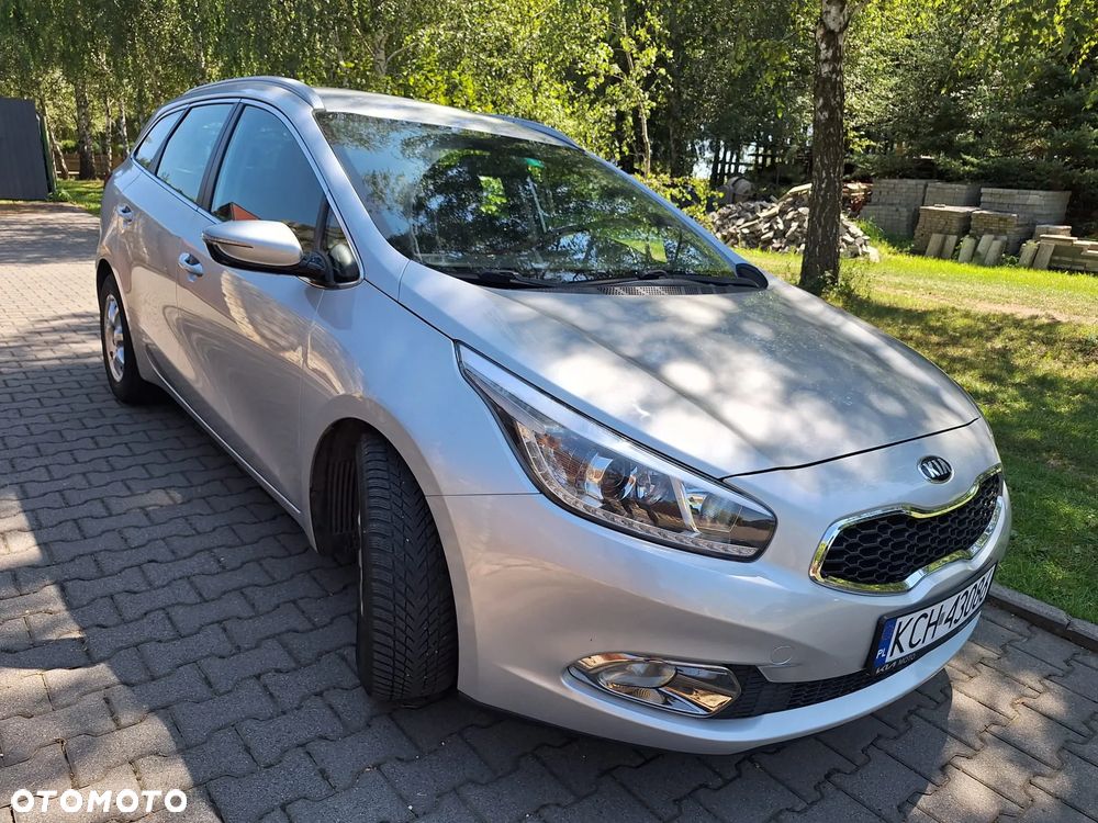 Kia Ceed 1.6 GDI L DCT - 24
