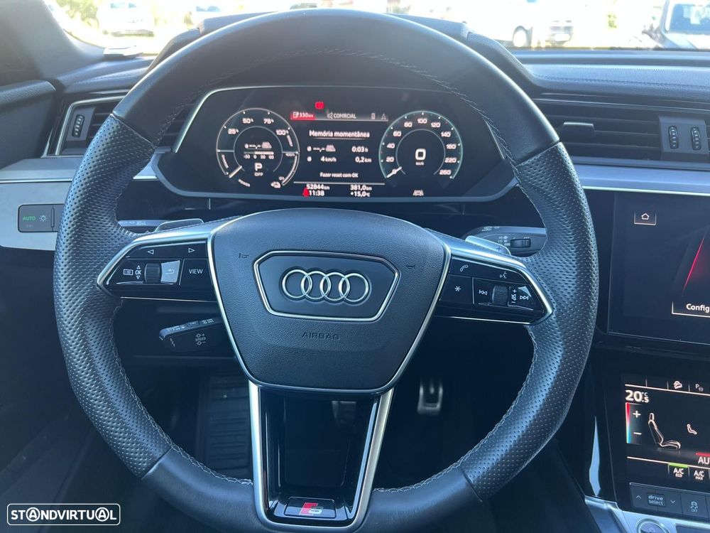 Audi Q8 e-Tron Sportback 50 quattro S line - 13