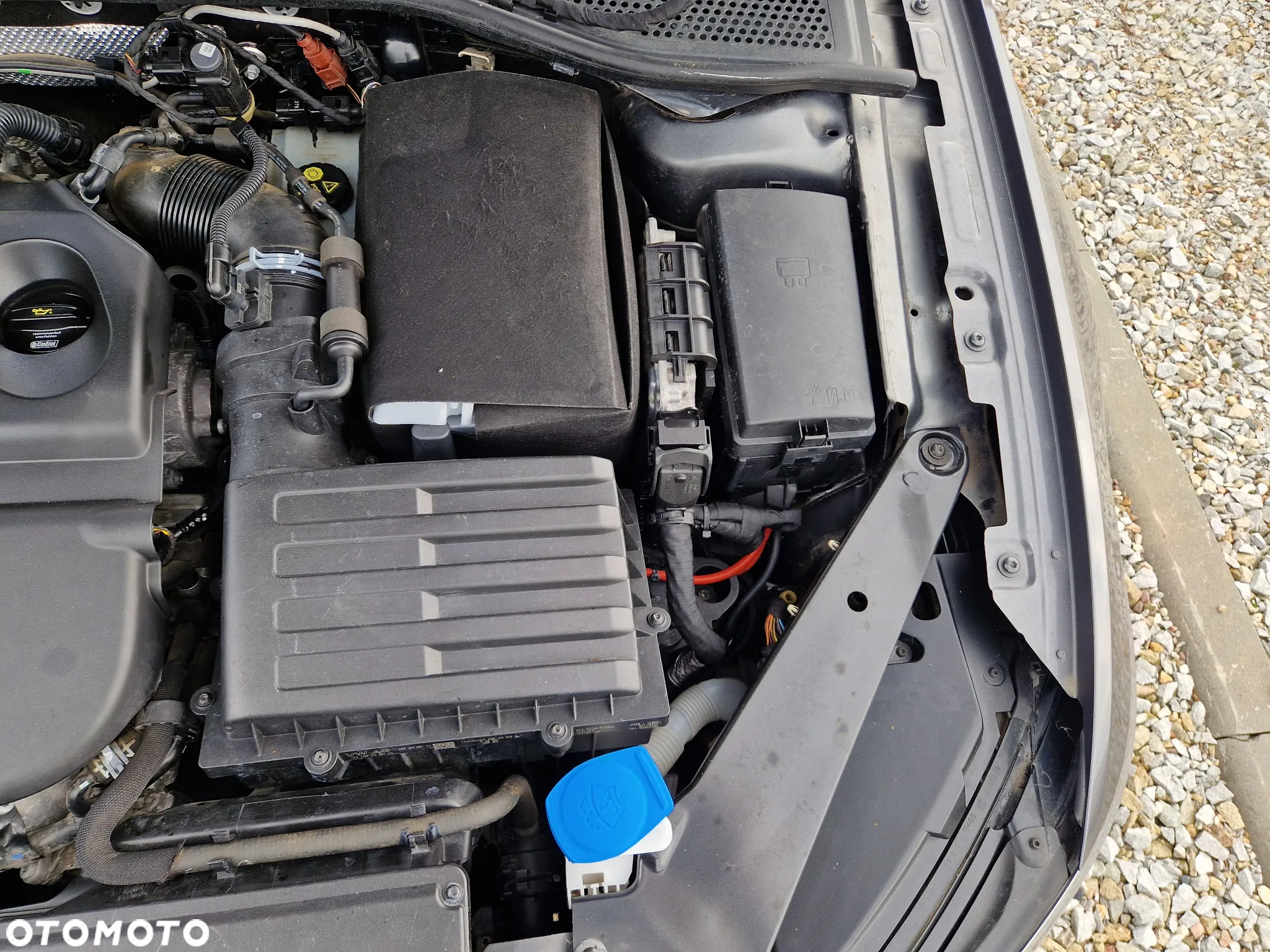 Volkswagen Passat Variant 2.0 TDI SCR DSG Highline - 33