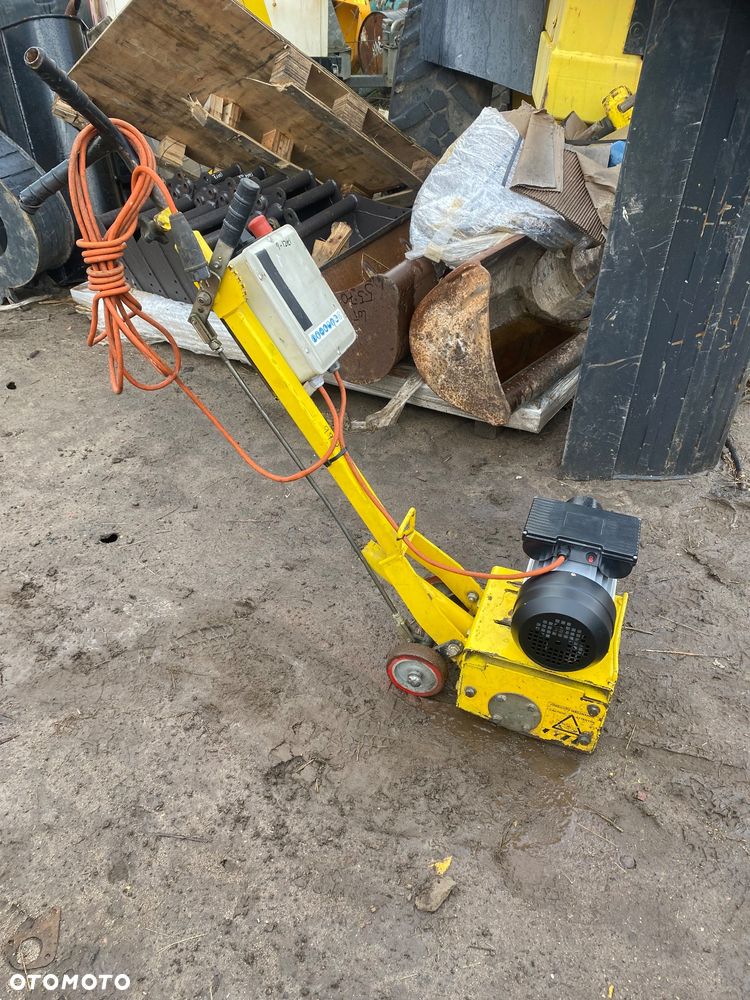 Frezarka  do betonu 200 mm elektryczna 2016r - 3