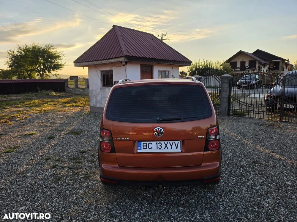 Volkswagen Touran CrossTouran 1.9 TDI DPF - 10