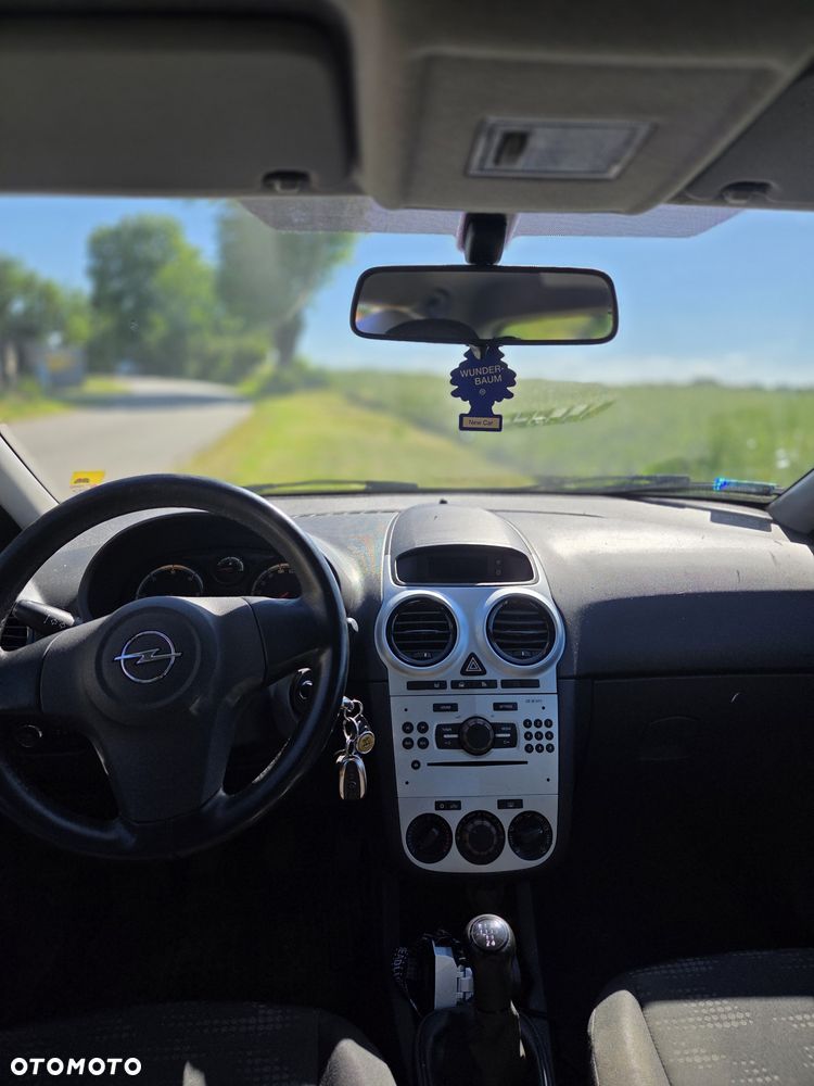 Opel Corsa - 6