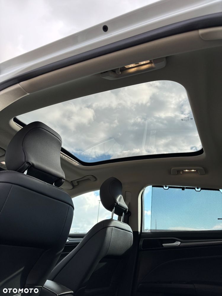 Ford Mondeo 2.0 EcoBlue Titanium - 33