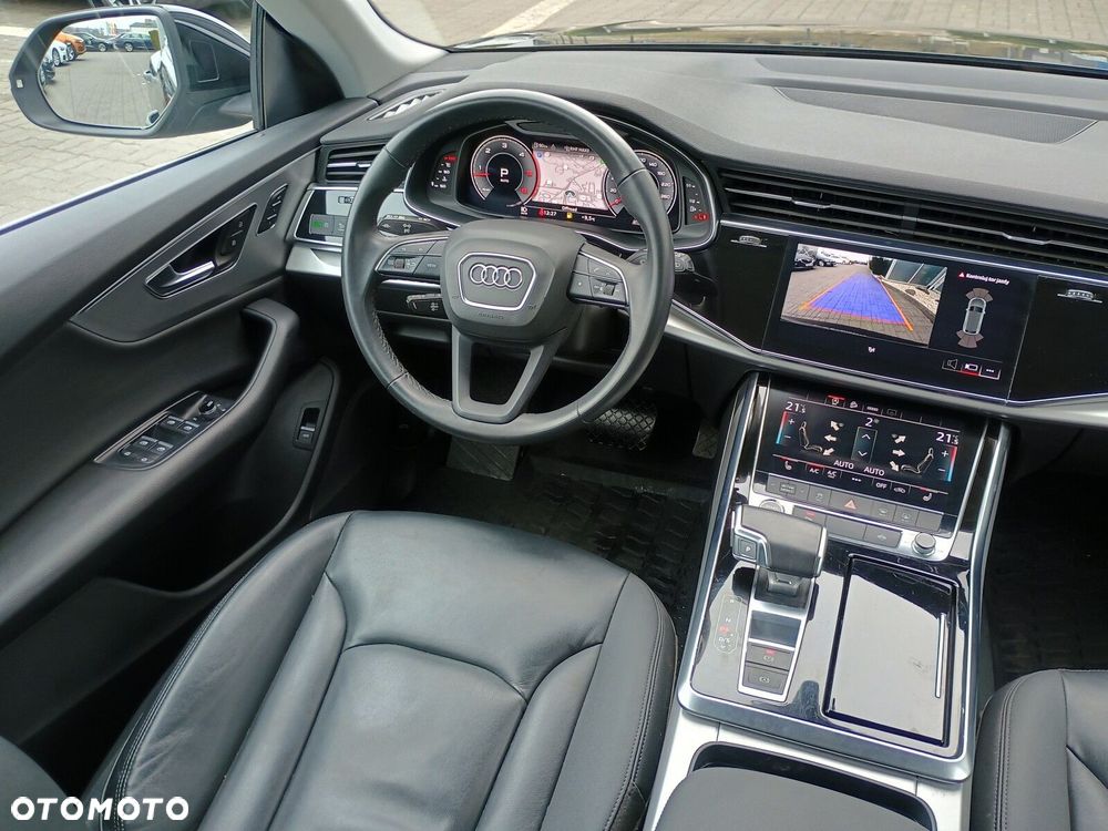 Audi Q8 - 16
