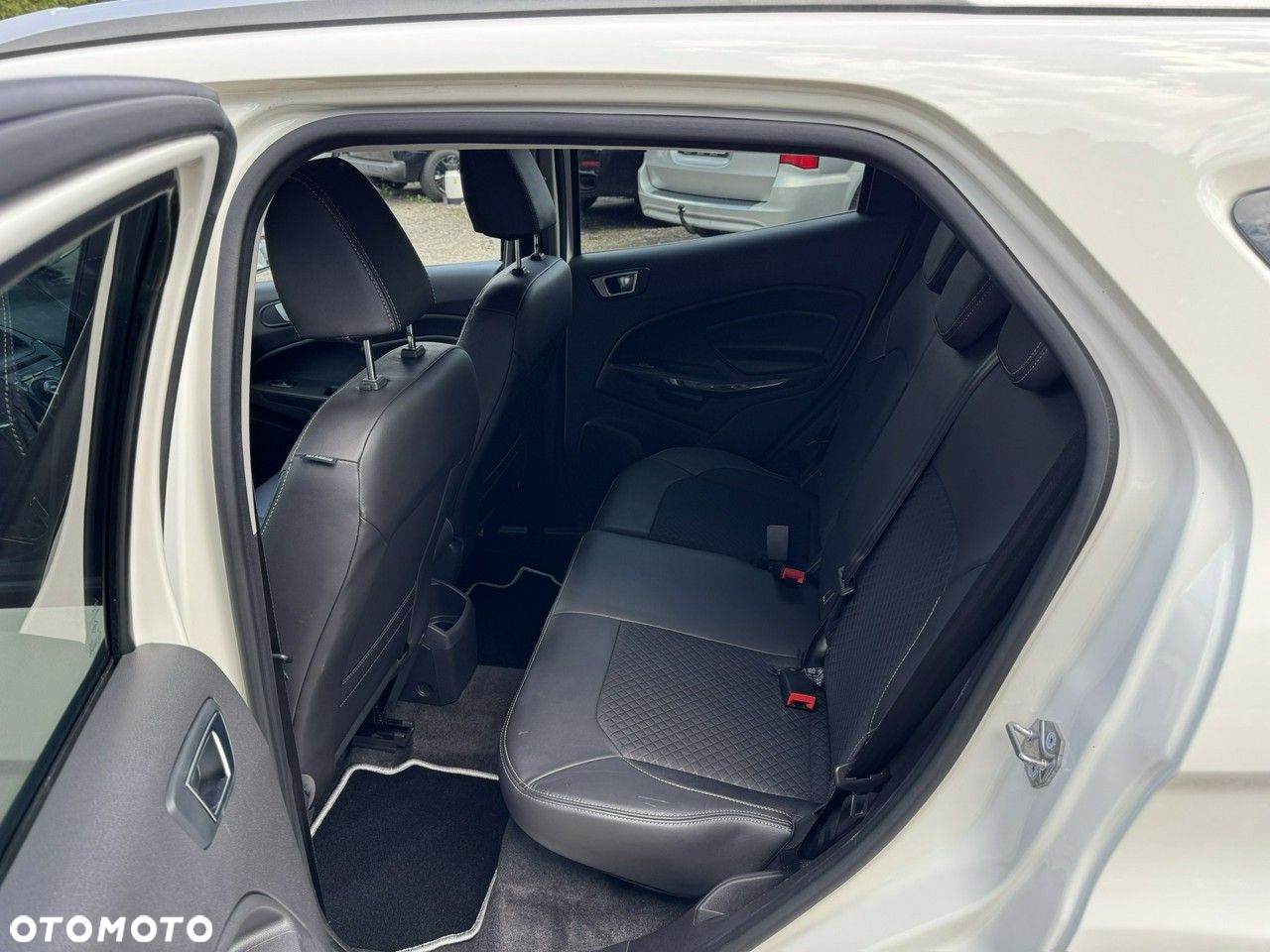 Ford EcoSport - 19