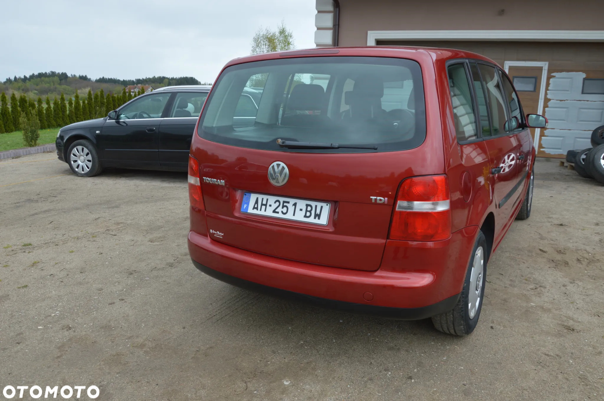Volkswagen Touran 1.9 TDI Basis - 4