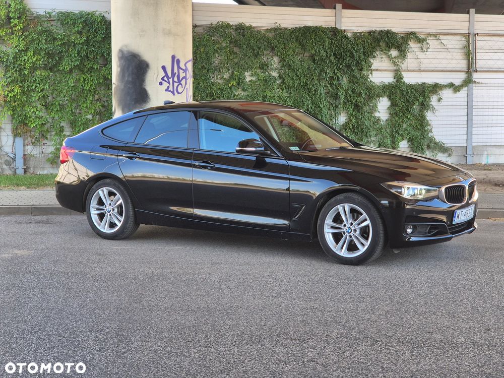 BMW 3GT 320i xDrive - 14