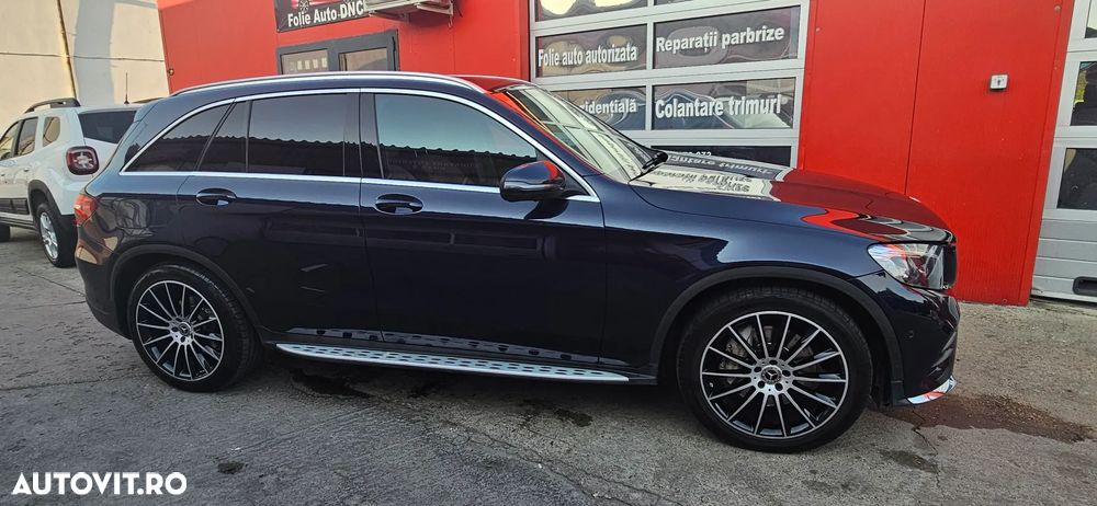 Mercedes-Benz GLC 250 d 4MATIC - 12