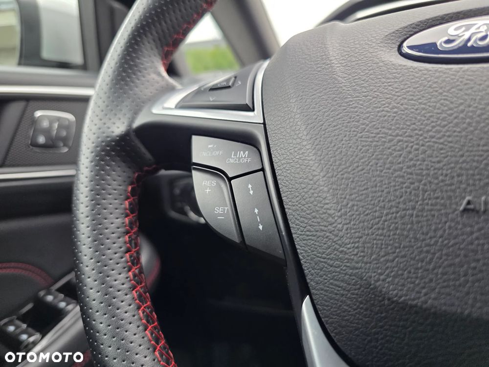 Ford S-Max 2.0 EcoBlue ST-LINE - 25