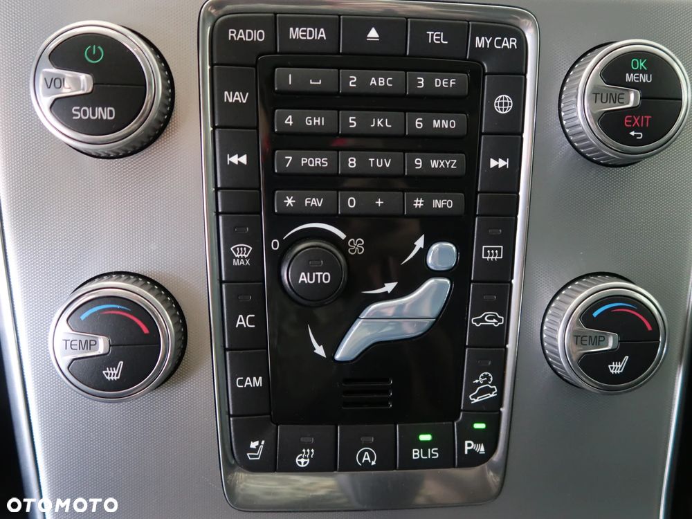 Volvo V60 Cross Country T5 AWD Geartronic - 20