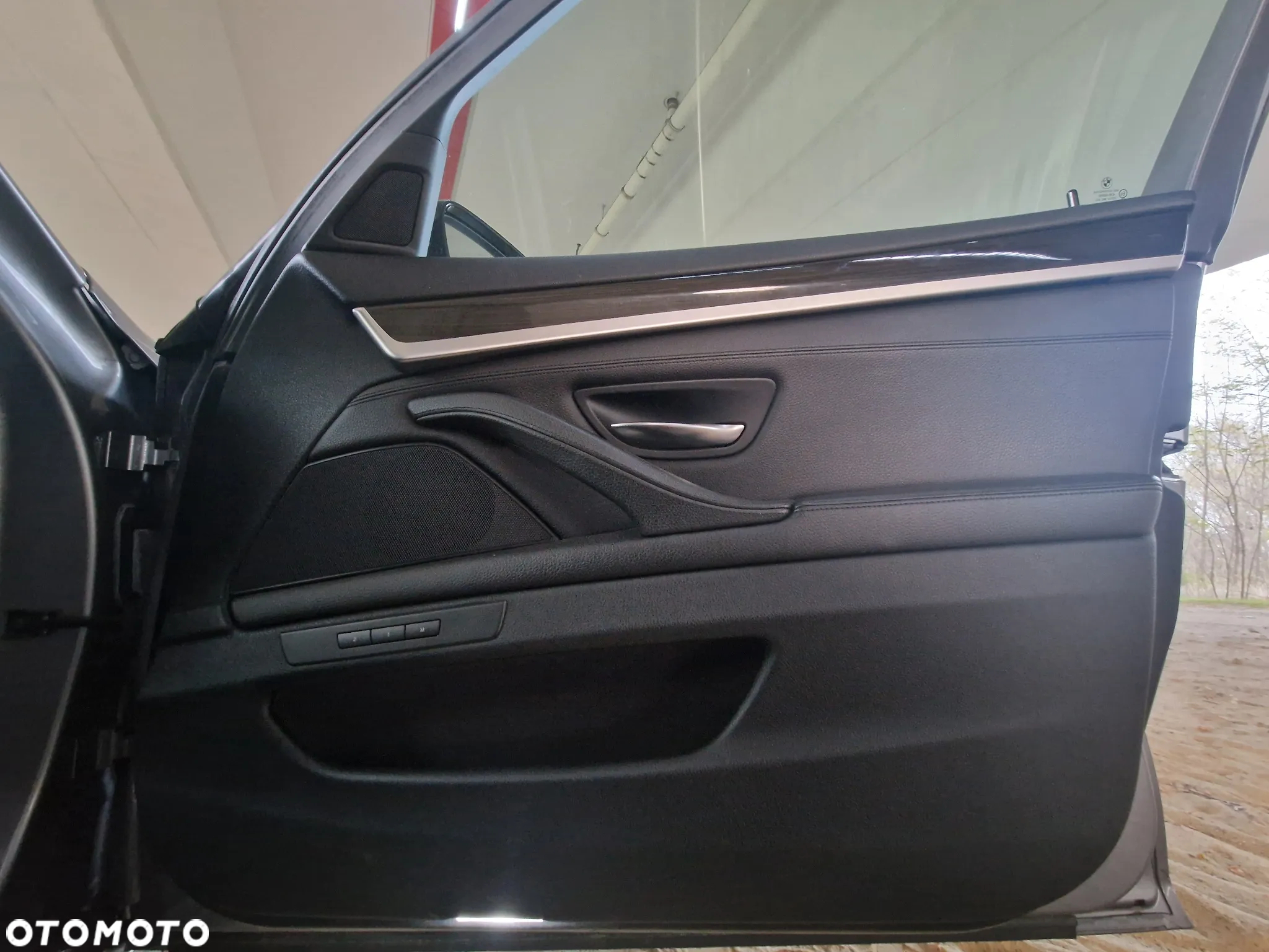 BMW Seria 5 530d xDrive - 18