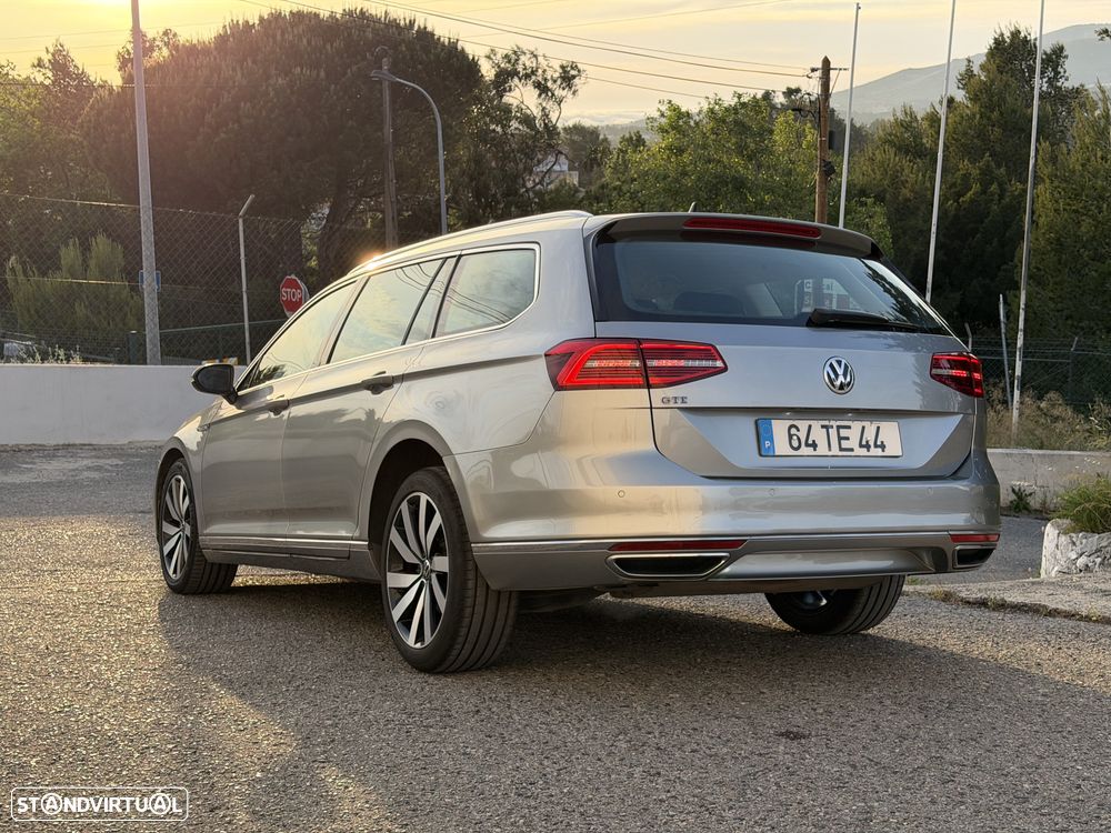 VW Passat Variant - 6