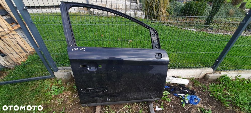 DRZWI PRAWY PRZÓD KUGA MK1 - 2