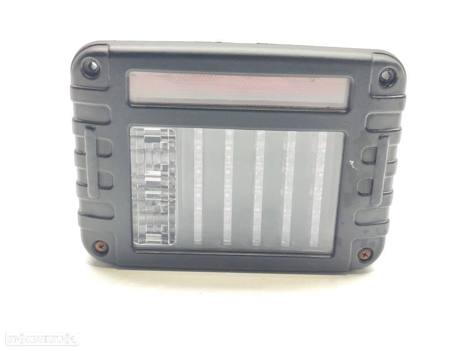 FAROLIM TRASEIRO DIREITO JEEP WRANGLER WRANGLER UNLIMITED JK - 1