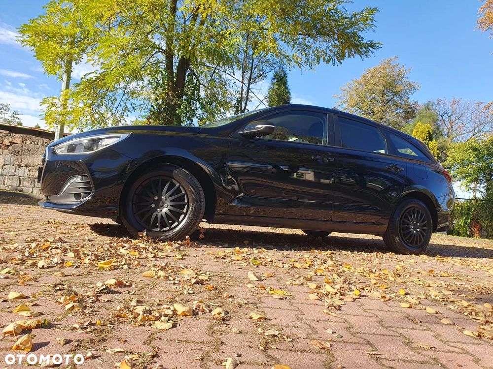 Hyundai i30 1.4 Select - 23