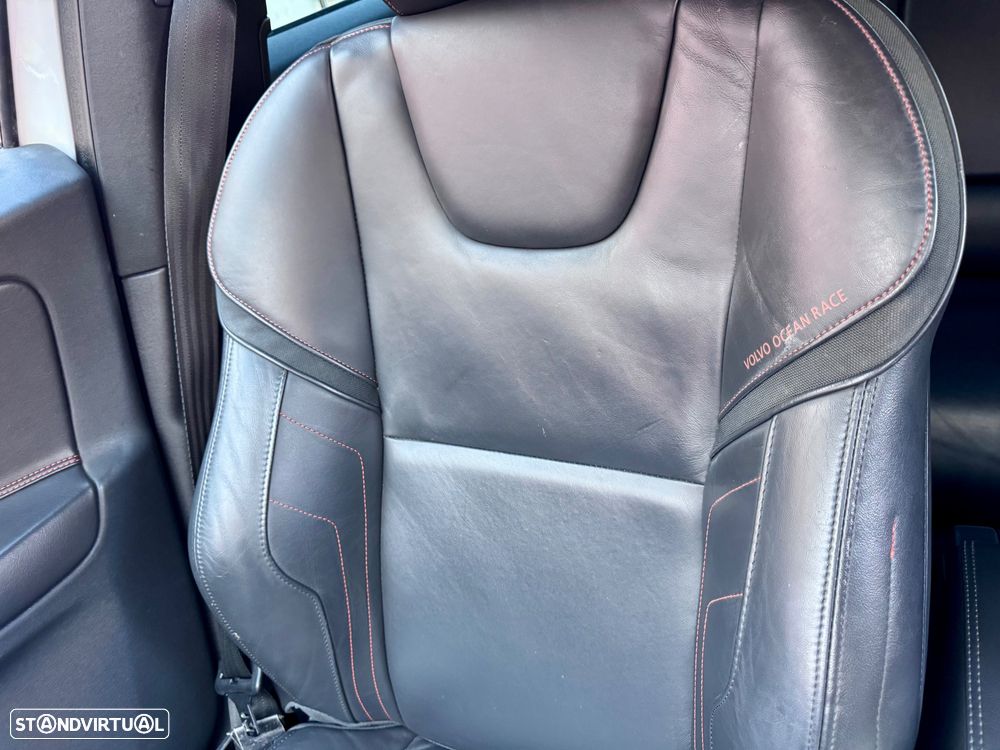Volvo XC 60 2.0 D4 Volvo Ocean Race Geartronic - 17