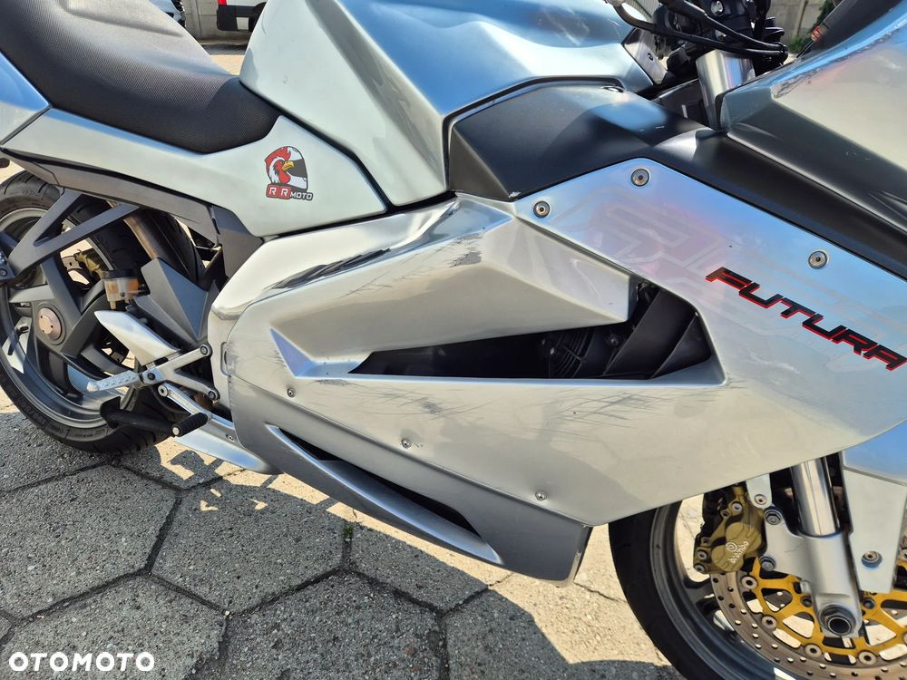 Aprilia RST - 10