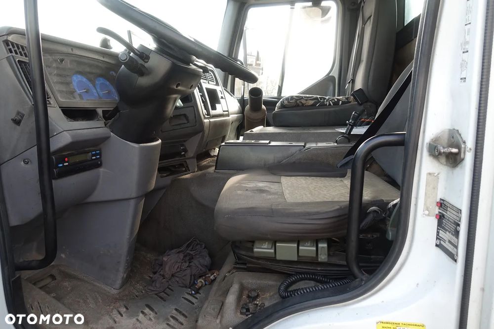 Renault PREMIUM 320 DCI - 7