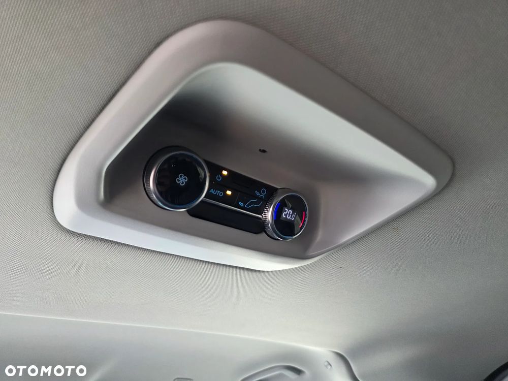 Ford Tourneo Custom 320 L1H1 VA Autm Sport - 12