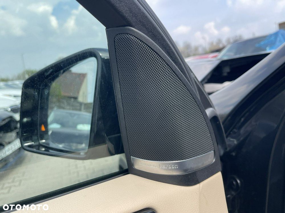 Mercedes-Benz GLE - 13