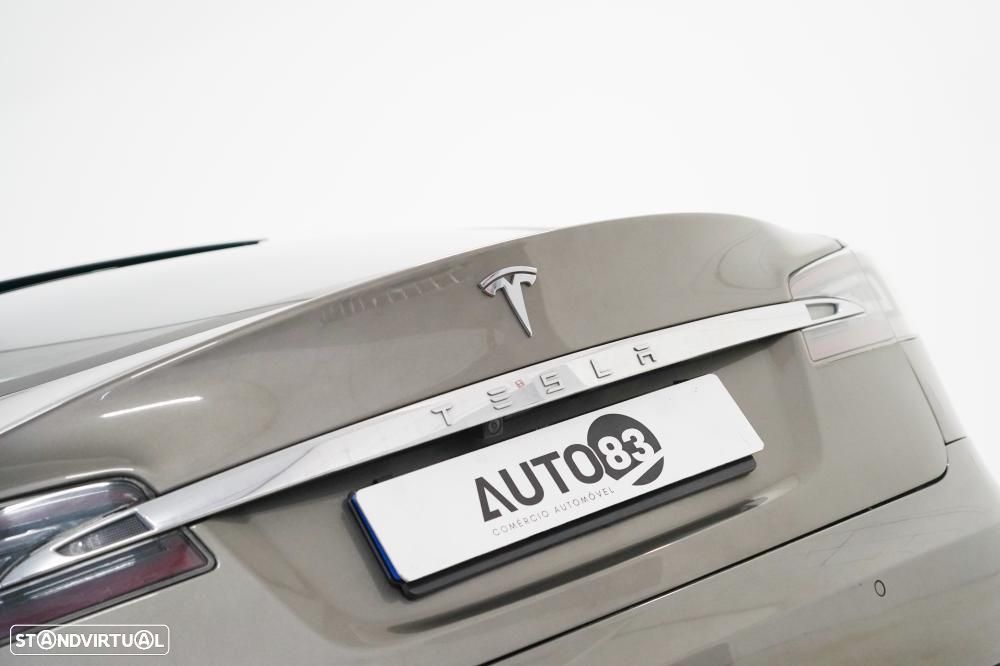 Tesla Model S 70 - 19