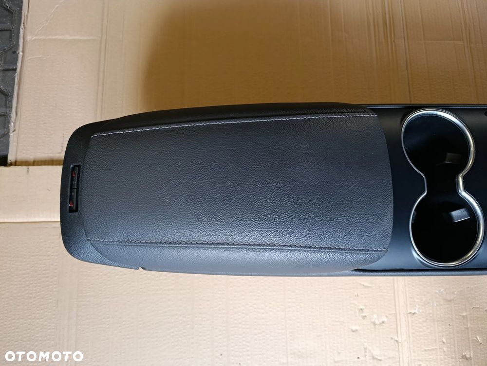 FORD MONDEO MK5 TUNEL ŚRODKOWY PODŁOKIETNIK EUROPA - 2